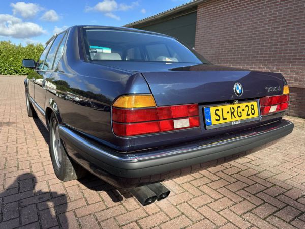 BMW 750i 1989 73522