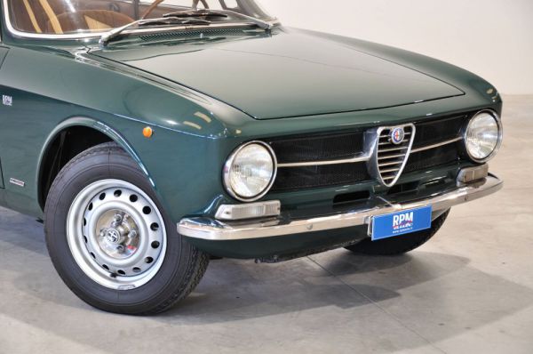 Alfa Romeo Giulia 1600 GT Junior 1972 42559