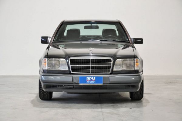 Mercedes-Benz E 200 1994 42626