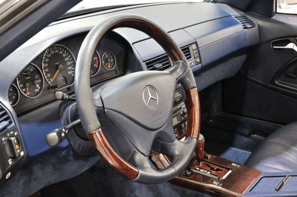 Mercedes-Benz SL 320 1999 42649