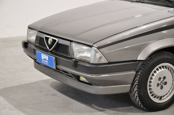 Alfa Romeo 75 2.0 Twin Spark 1991 109678