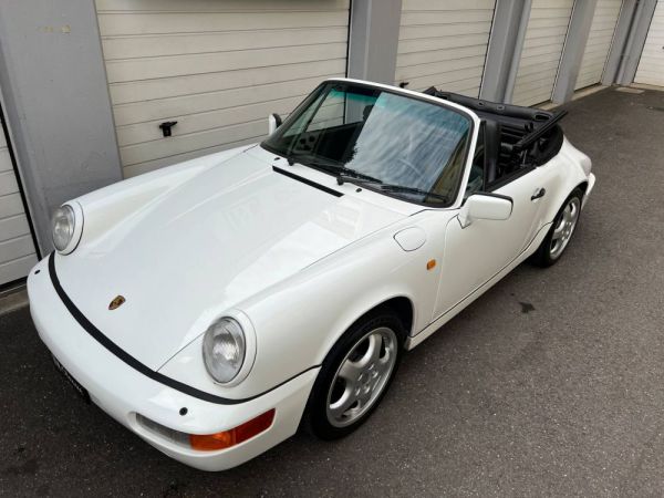 Porsche 911 Carrera 2 1990 40855