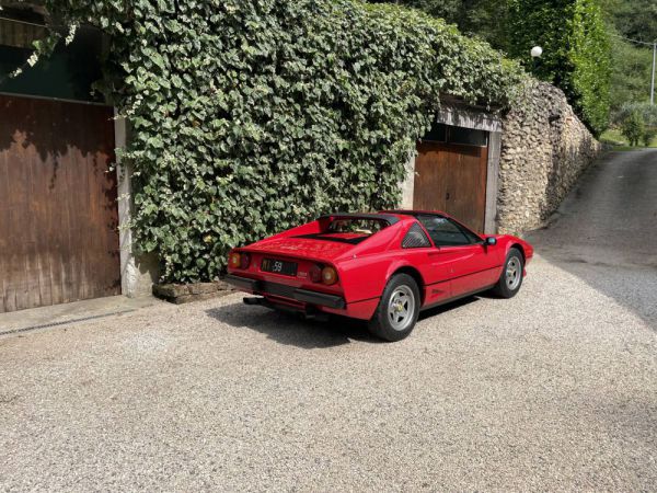 Ferrari 208 GTS Turbo 1984 24717