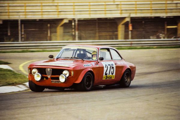 Alfa Romeo Giulia GTA 1300 Junior 1968 16975