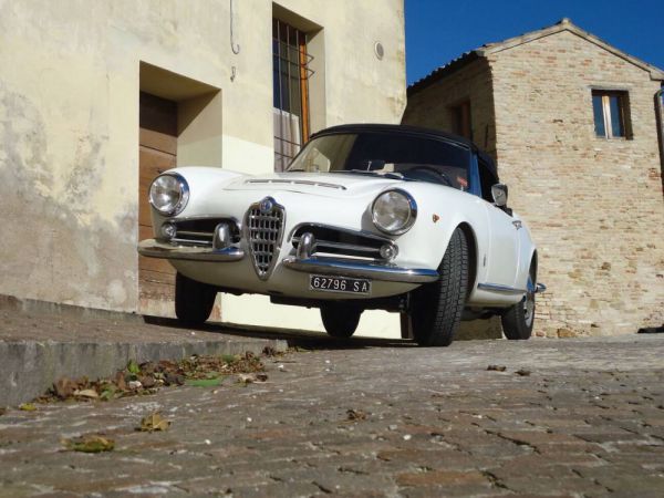 Alfa Romeo Giulia 1600 Spider 1963 35370