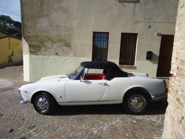 Alfa Romeo Giulia 1600 Spider 1963 35371