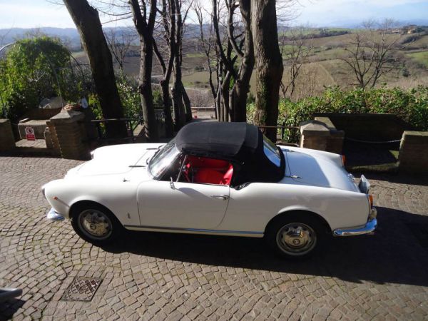 Alfa Romeo Giulia 1600 Spider 1963 35372