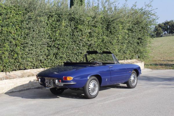 Alfa Romeo 1600 Spider Duetto 1966 35395