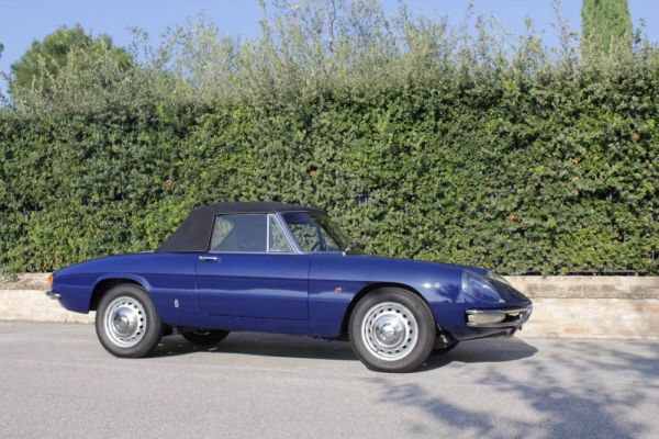 Alfa Romeo 1600 Spider Duetto 1966 35397