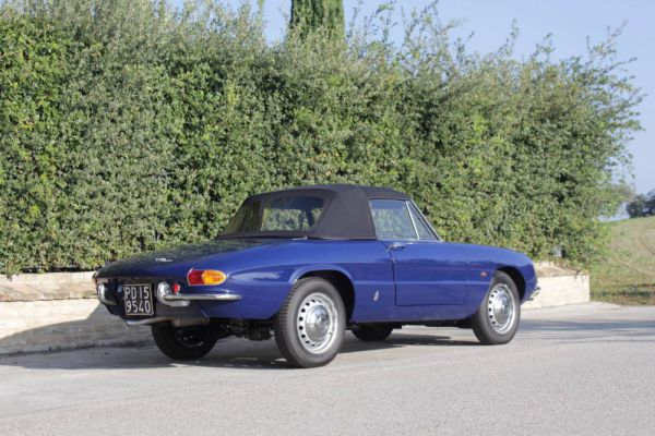 Alfa Romeo 1600 Spider Duetto 1966 35400