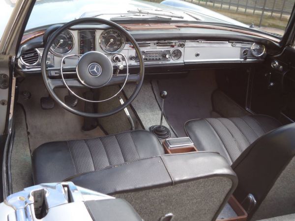 Mercedes-Benz 230 SL 1963 35472