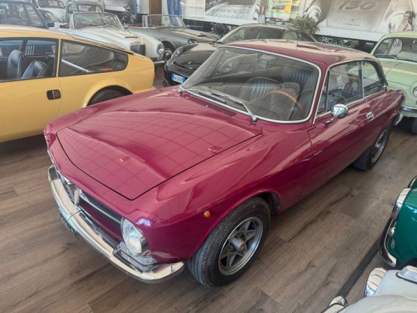 Alfa Romeo Giulia 1600 GT Junior 1973 35907