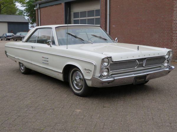 Plymouth Sport Fury 1966 103907