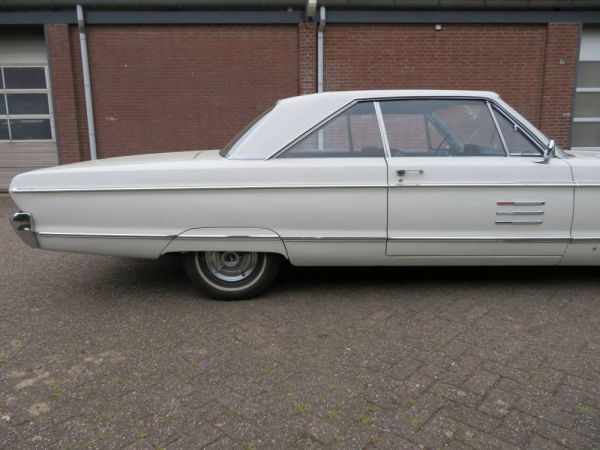 Plymouth Sport Fury 1966 103909