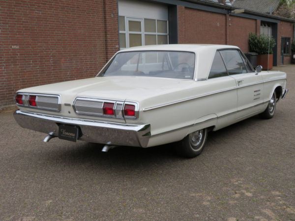 Plymouth Sport Fury 1966 103910