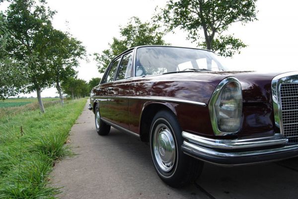 Mercedes-Benz 280 SE 1968 100908