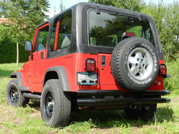 Jeep Wrangler 2.5L 1994 98220