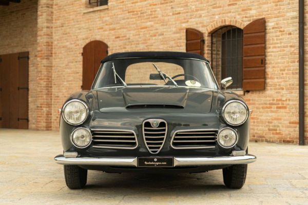 Alfa Romeo 2600 Spider 1966 45809