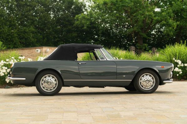 Alfa Romeo 2600 Spider 1966 45810