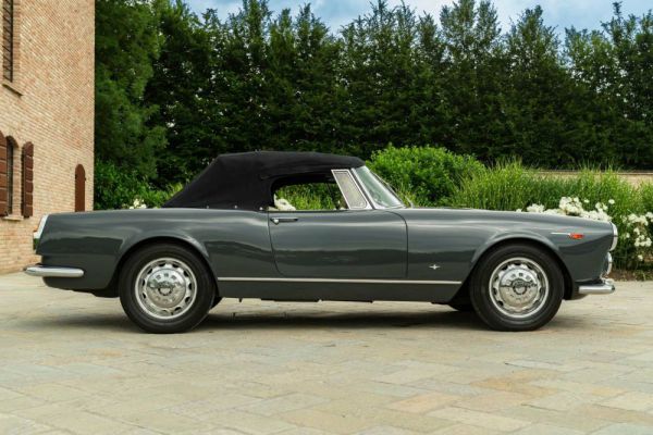 Alfa Romeo 2600 Spider 1966 45818