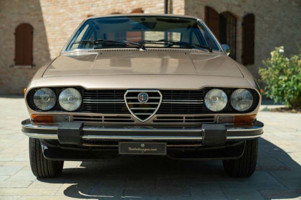 Alfa Romeo Alfetta GTV 2000 1976 45837