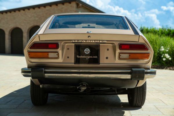 Alfa Romeo Alfetta GTV 2000 1976 45849