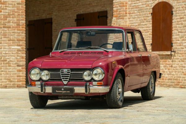 Alfa Romeo Giulia 1300 Super 1973 45851