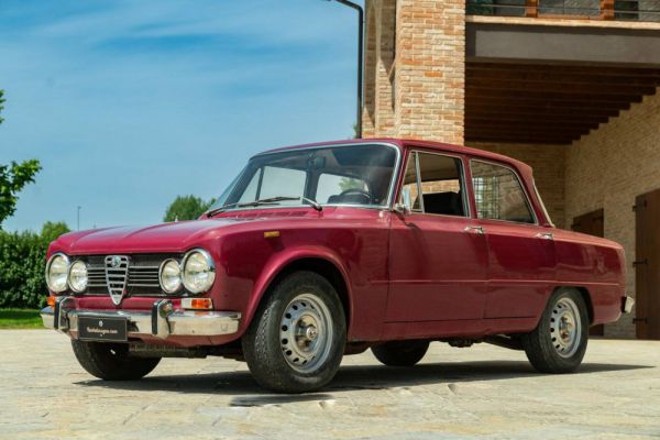 Alfa Romeo Giulia 1300 Super 1973 45855