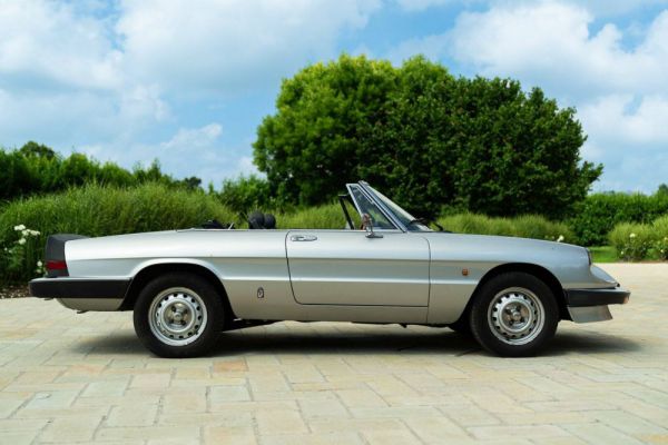 Alfa Romeo 2.0 Spider 1985 45934