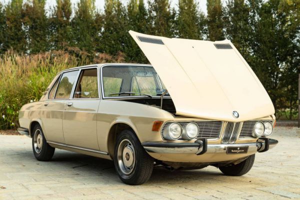 BMW 2500 1970 46024