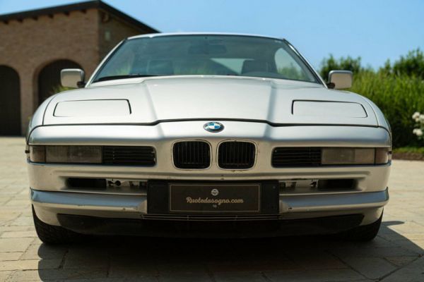 BMW 850i 1990 46070