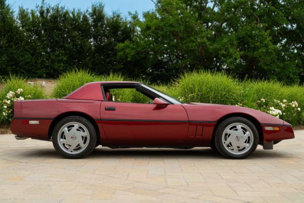 Chevrolet Corvette Convertible 1987 46095