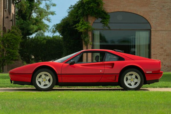 Ferrari 208 GTB Turbo 1987 46170