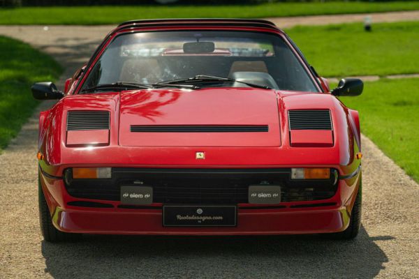 Ferrari 208 GTS Turbo 1985 46185