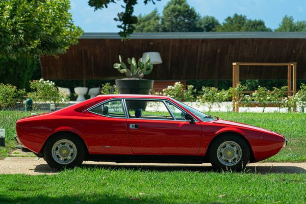 Ferrari Dino 308 GT4 1975 46204