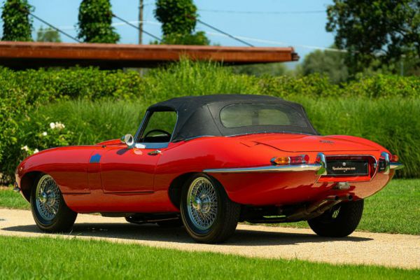 Jaguar E-Type 4.2 1966 46246