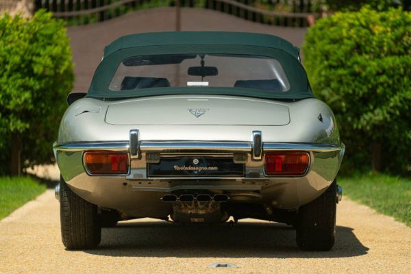 Jaguar E-Type V12 1974 46262