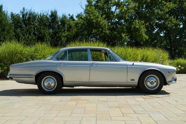 Jaguar XJ 6 4.2 1970 46273