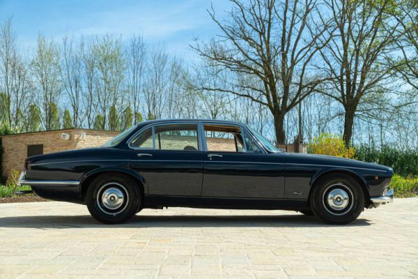 Jaguar XJ 6 4.2 1972 46286