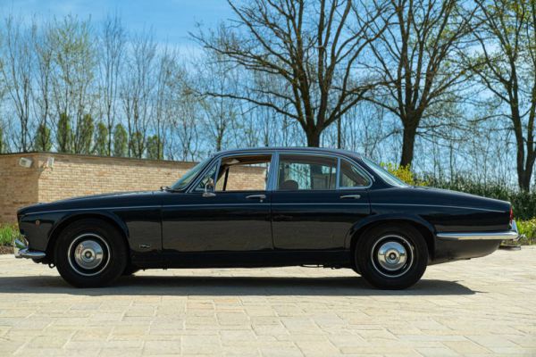 Jaguar XJ 6 4.2 1972 46291