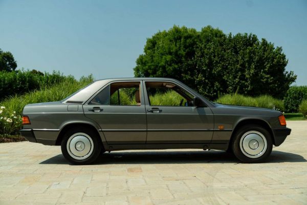 Mercedes-Benz 190 E 1987 46553