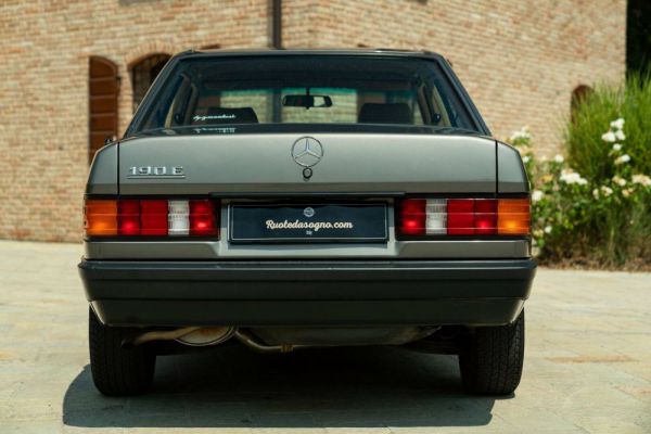 Mercedes-Benz 190 E 1987 46556