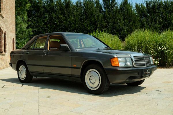 Mercedes-Benz 190 E 1987 46558