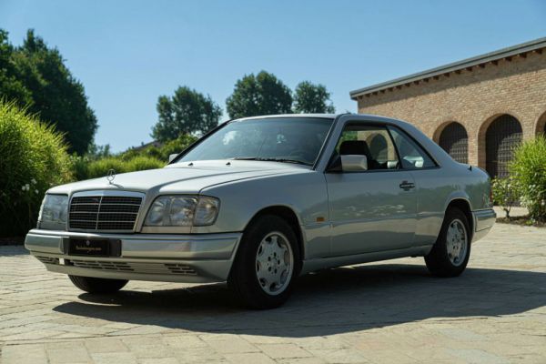 Mercedes-Benz E 200 1995 46655