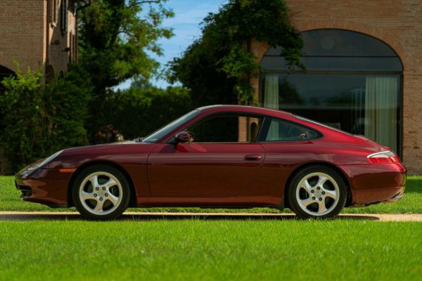 Porsche 911 Carrera 1999 46928