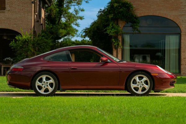 Porsche 911 Carrera 1999 46935