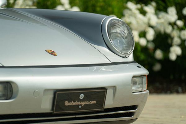 Porsche 911 Carrera 2 1990 46953