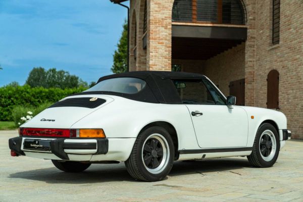 Porsche 911 Carrera 3.2 1986 46958