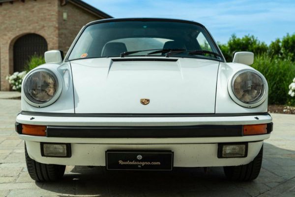 Porsche 911 Carrera 3.2 1986 46961