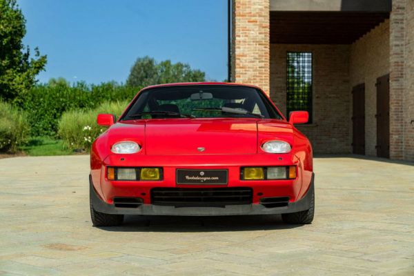 Porsche 928 S 1984 47038